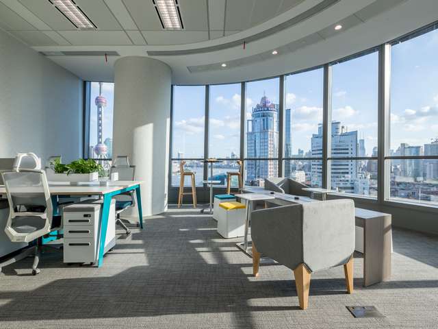 四川PU鞋底发泡机哪里好